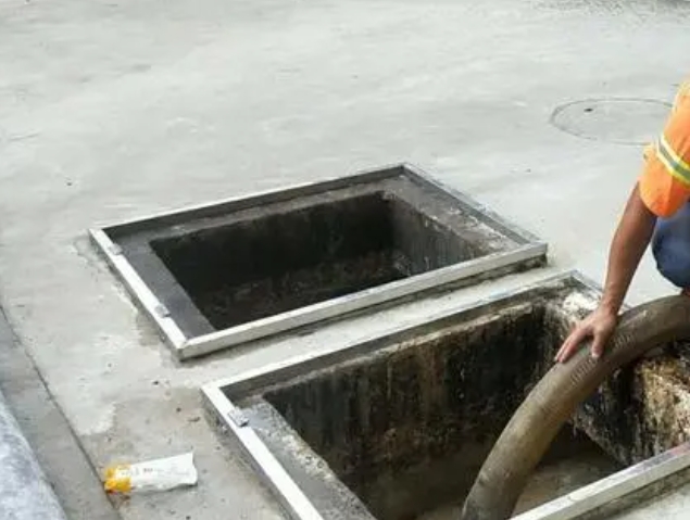 衡山化粪池清理